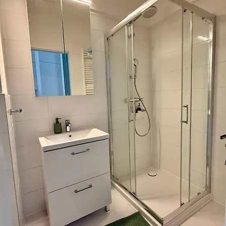 The Krochmalna Botanical Suite, Unique Design & View Apartamento Varsóvia